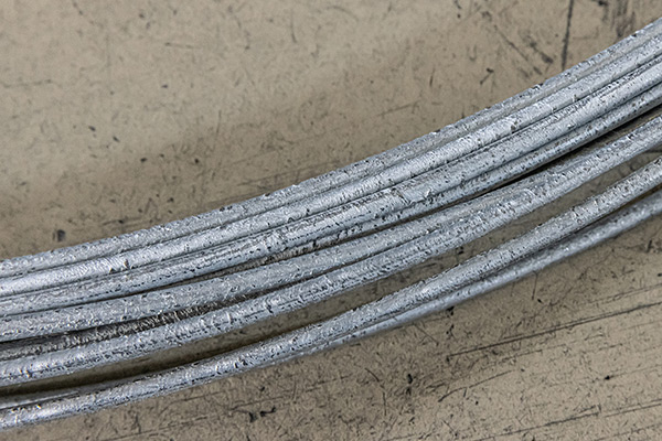 ニューガンバルZテクノサーフ(粗面鉄線)①