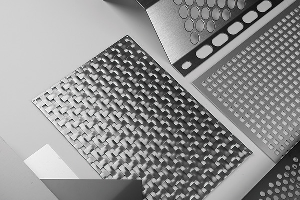 アルミ樹脂複合板①